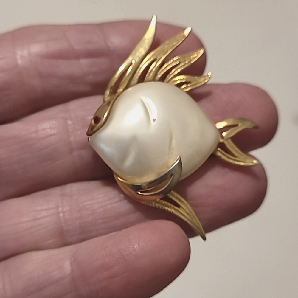 Fish brooch vintage goldtone - Picture 14 of 14